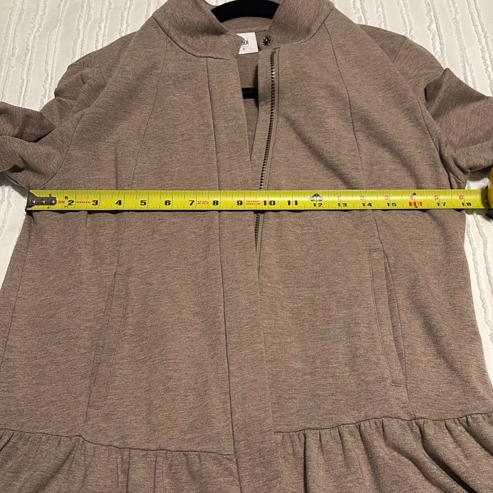 EUC Cabi Weekend Topper - #3543 SMALL - Picture 12 of 14